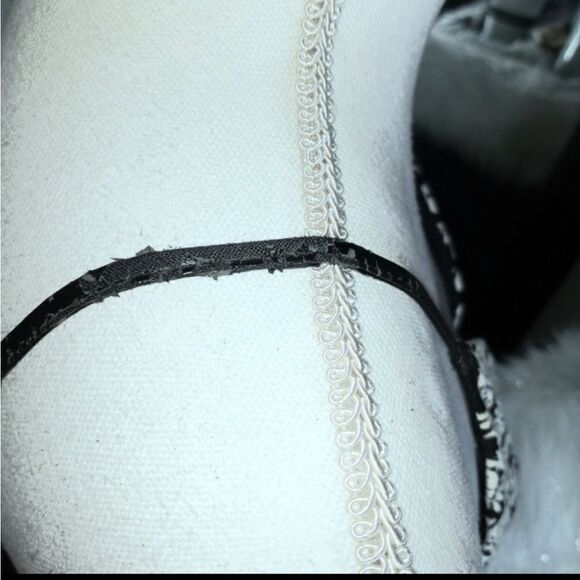 ASTR BODYCON BLACK & WHITE FLORAL DRESS SZ.M GUC - Picture 8 of 11